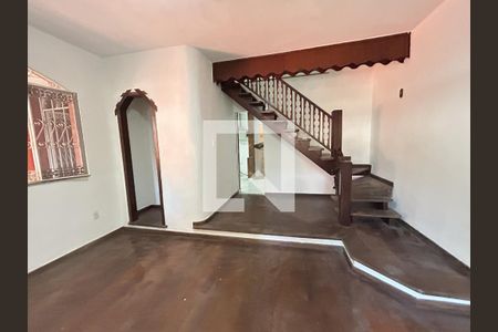 Sala de casa de condomínio para alugar com 3 quartos, 239m² em Vila Valqueire, Rio de Janeiro