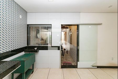 Casa à venda com 360m², 3 quartos e 2 vagasCozinha