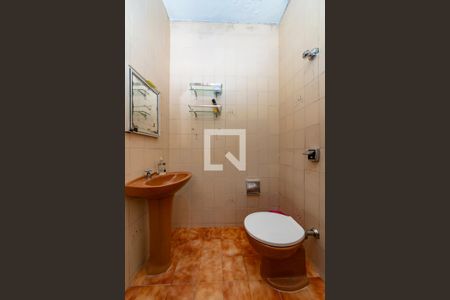 Casa à venda com 360m², 3 quartos e 2 vagasBanheiro da Suíte