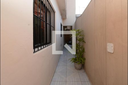 Casa à venda com 222m², 5 quartos e 3 vagasquintal - lateral