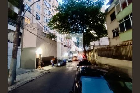 Apartamento à venda com 210m², 3 quartos e 3 vagasVista da Rua