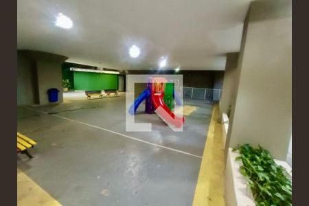 Apartamento à venda com 210m², 3 quartos e 3 vagasÁrea Comum - Playground