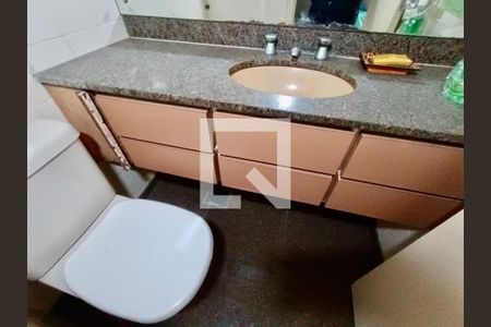 Apartamento à venda com 210m², 3 quartos e 3 vagasLavabo