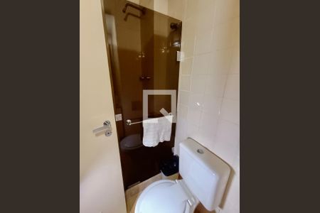 Apartamento à venda com 210m², 3 quartos e 3 vagasBanheiro social