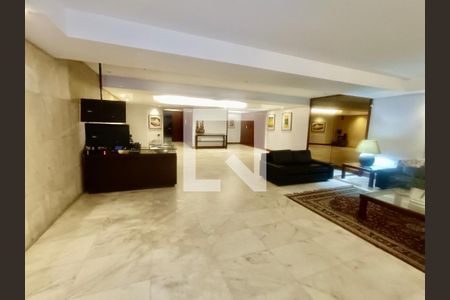 Apartamento à venda com 210m², 3 quartos e 3 vagasPortaria