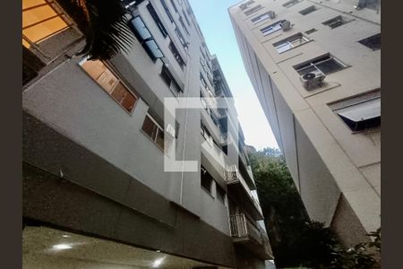Apartamento à venda com 210m², 3 quartos e 3 vagasFachada interna