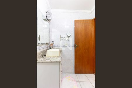 Casa à venda com 192m², 3 quartos e 2 vagasBanheiro Social