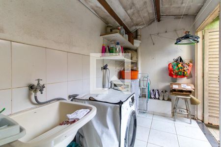 Casa à venda com 192m², 3 quartos e 2 vagasÁrea de Serviço