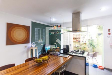 Casa à venda com 192m², 3 quartos e 2 vagasCozinha