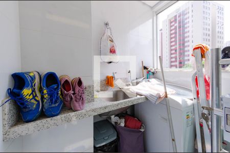 Apartamento à venda com 115m², 3 quartos e 2 vagasÁrea de serviço