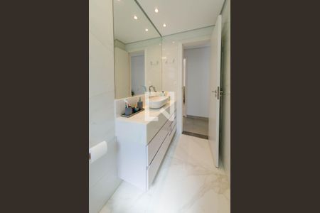 Apartamento à venda com 115m², 3 quartos e 2 vagasBanheiro