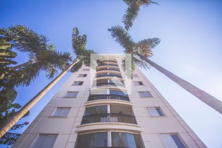 Apartamento para alugar com 60m², 2 quartos e 1 vaga Apartamento para alugar com 60m², 2 quartos e 1 vagaFachada