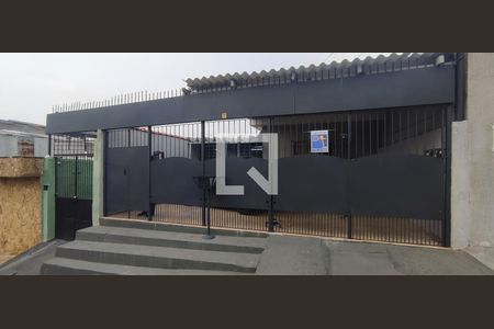 Fachada de casa de condomínio para alugar com 3 quartos, 250m² em Vila Curuçá, São Paulo