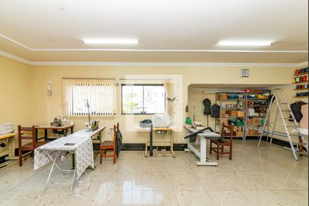 Casa à venda com 496m², 5 quartos e 6 vagasSala 4