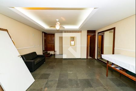 Casa à venda com 496m², 5 quartos e 6 vagasSuíte 5