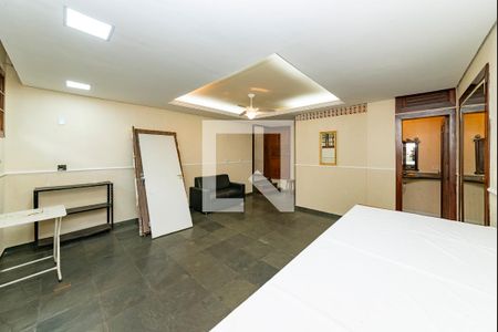 Casa à venda com 496m², 5 quartos e 6 vagasSuíte 5