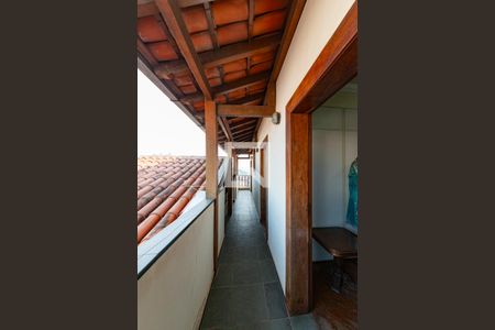 Casa à venda com 496m², 5 quartos e 6 vagasVaranda