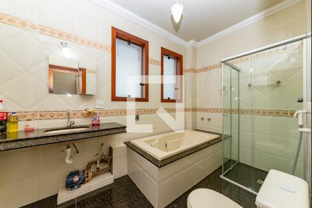 Casa à venda com 496m², 5 quartos e 6 vagasBanheiro Social 1