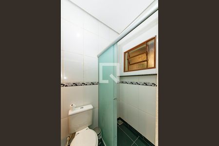 Casa à venda com 496m², 5 quartos e 6 vagasBanheiro da Suíte 4