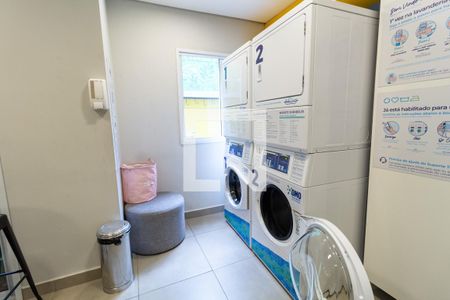 Apartamento para alugar com 28m², 1 quarto e sem vaga Apartamento para alugar com 28m², 1 quarto e sem vagaÁrea Comum - Lavanderia