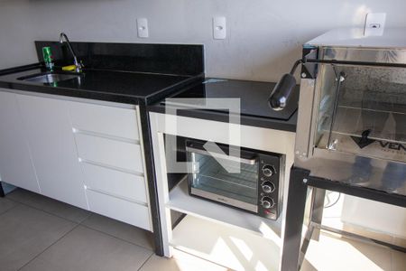 Apartamento para alugar com 28m², 1 quarto e sem vaga Apartamento para alugar com 28m², 1 quarto e sem vagaÁrea comum - Salão de Festas - Copa