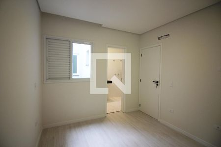 Casa à venda com 175m², 3 quartos e 4 vagasSuíte 2 