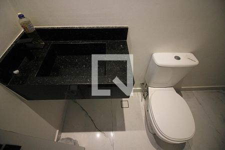 Casa à venda com 175m², 3 quartos e 4 vagasLavabo 