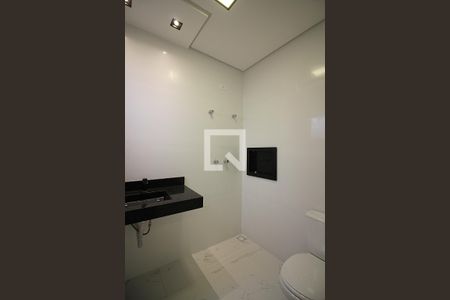 Casa à venda com 175m², 3 quartos e 4 vagasSuíte 2 Banheiro 