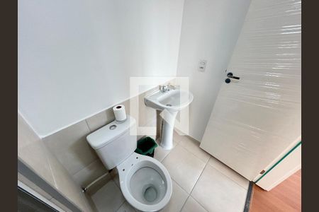Apartamento para alugar com 42m², 2 quartos e sem vagaBanheiro