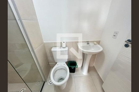 Banheiro de apartamento para alugar com 2 quartos, 42m² em Engenho de Dentro, Rio de Janeiro