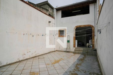 Casa à venda com 185m², 3 quartos e 2 vagasQuintal