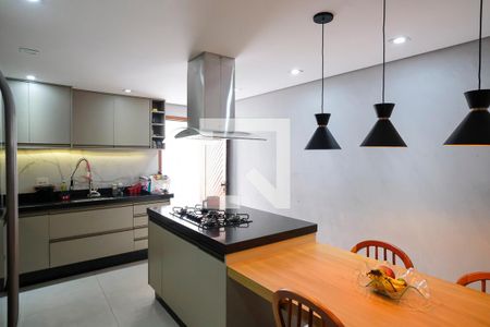 Casa à venda com 185m², 3 quartos e 2 vagasCozinha