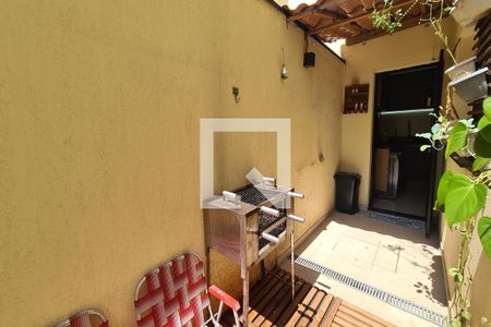 Apartamento à venda com 60m², 2 quartos e sem vagaQuintal