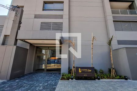 Apartamento à venda com 27m², 1 quarto e sem vaga Apartamento à venda com 27m², 1 quarto e sem vagaFachada