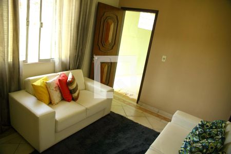 Sala de casa para alugar com 2 quartos, 130m² em Jardim Independencia, São Bernardo do Campo