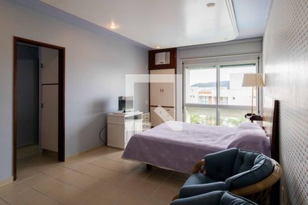 Apartamento para alugar com 167m², 4 quartos e 2 vagasQuarto - Suíte