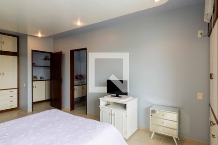 Apartamento para alugar com 167m², 4 quartos e 2 vagasQuarto - Suíte