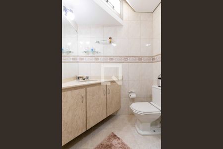 Apartamento para alugar com 167m², 4 quartos e 2 vagasBanheiro