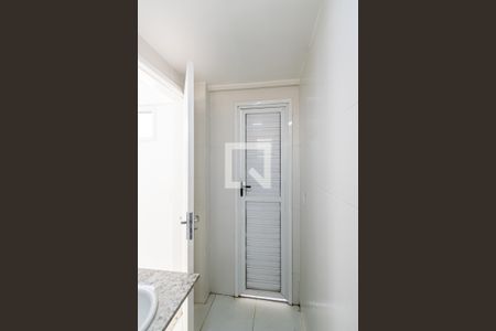 Apartamento à venda com 114m², 2 quartos e 2 vagasBanheiro do 2º andar - Acesso ao terraço