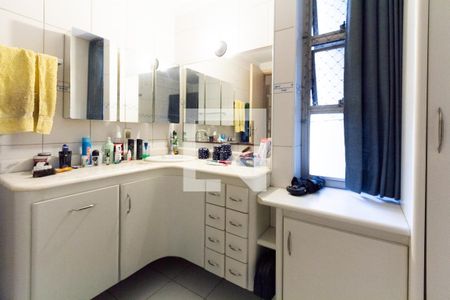 Apartamento à venda com 140m², 3 quartos e 3 vagasBanheiro da Suíte