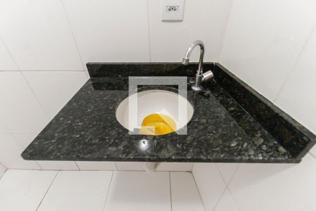 Casa de condomínio para alugar com 71m², 2 quartos e 1 vaga Casa de condomínio para alugar com 71m², 2 quartos e 1 vagaBanheiro