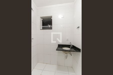 Casa de condomínio para alugar com 71m², 2 quartos e 1 vaga Casa de condomínio para alugar com 71m², 2 quartos e 1 vagaBanheiro