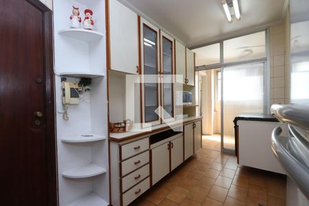 Apartamento à venda com 110m², 2 quartos e 2 vagasCozinha