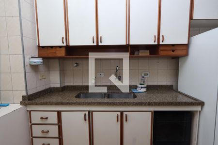 Apartamento à venda com 110m², 2 quartos e 2 vagasCozinha