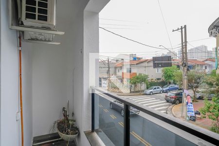 Casa para alugar com 400m², 6 quartos e 4 vagasVaranda suíte primeiro andar