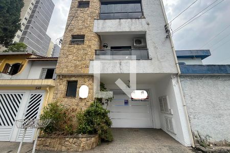 Casa para alugar com 400m², 6 quartos e 4 vagasFachada + plaquinha