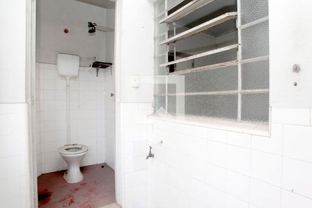 Apartamento à venda com 145m², 3 quartos e sem vagaÁrea de Serviço + Despensa + Banheiro 2 Serviço