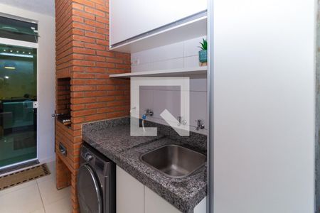 Casa à venda com 83m², 3 quartos e 2 vagas Casa à venda com 83m², 3 quartos e 2 vagasÁrea de Serviço