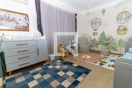 Casa à venda com 390m², 4 quartos e 2 vagas Casa à venda com 390m², 4 quartos e 2 vagasQuarto 5