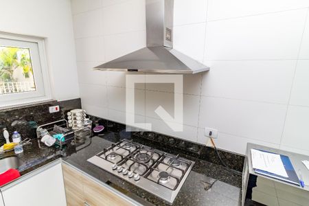 Casa à venda com 390m², 4 quartos e 2 vagas Casa à venda com 390m², 4 quartos e 2 vagasCozinha